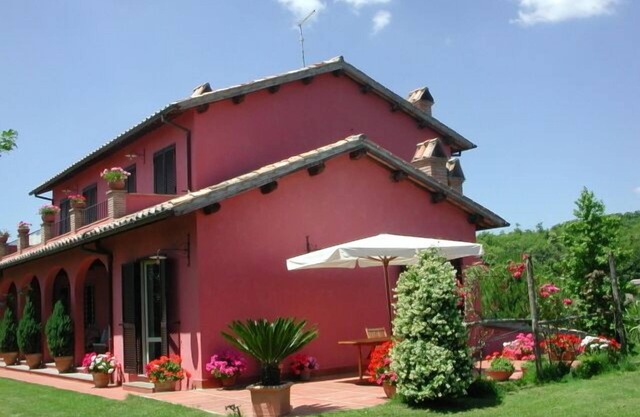 In the coutryside but near the town Gradoli (1 Km.). Beach very near