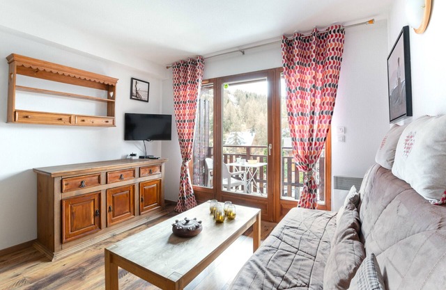 In the heart of the resort, for 8 people