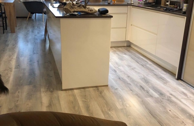 In the heart of the Island, contemporary house with daylight well and BBQ roof terrace