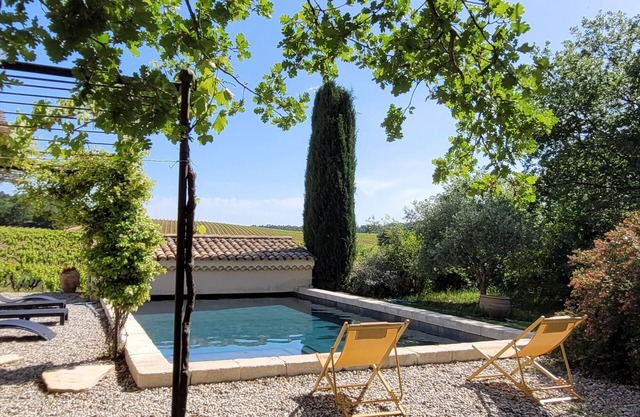 In the middle of the vineyards heated pool air conditioning inwinegrower's house