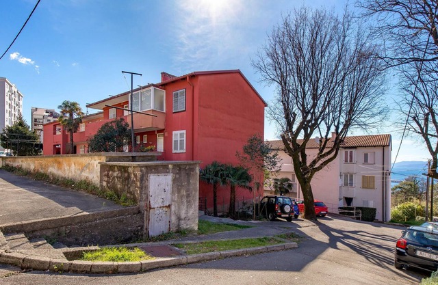 In the small village of Rukavac above Opatija are these apartments.