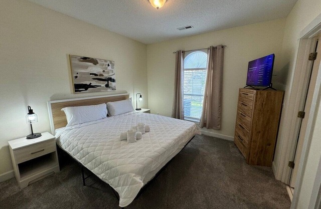 Incredible 1BR condo, ground floor