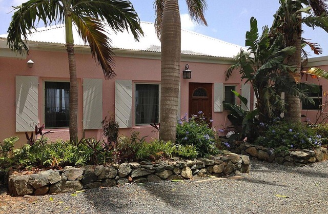 Incredible Breezy Views, 4 Beds, 5.5 Baths With Private Pool! Sleeps 9!