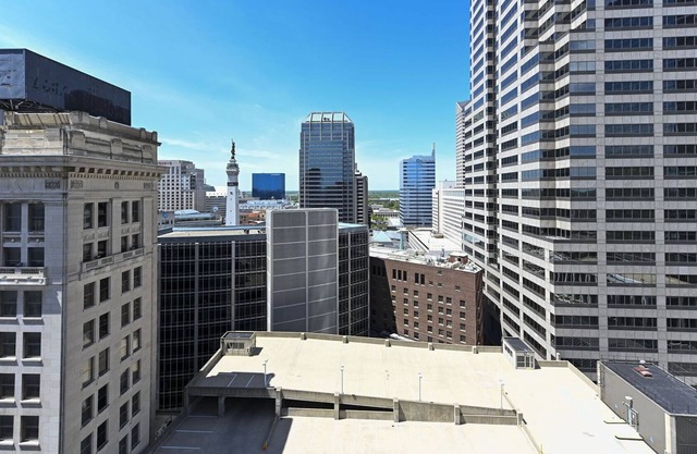 INDI 115 N. Penn St. Modern 1Bd 1Ba W/King Bed in the Heart of Downtown