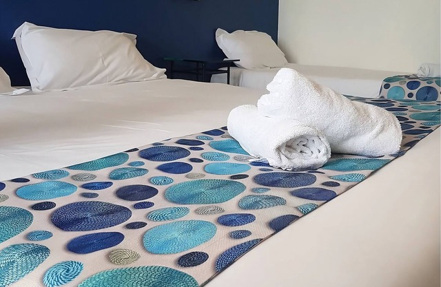 Indulge in Home Like Comfort! Near Bonnegrace Beach! Pets Are Allowed!