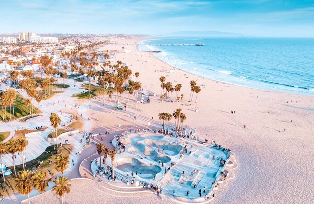 Indulge in Home-Like Comfort! Close to El Segundo Beach, Pets are Allowed