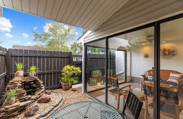 Indulge in Southern Charm: Newly Renovated 2 Bed/2.5 Bath Townhome in Dothan. Dog Friendly.