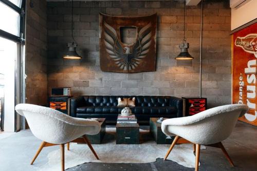 Industrial Artist Loft at Iconic Property