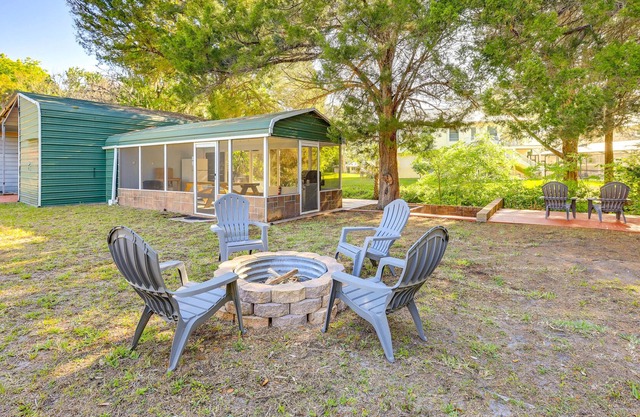 Inglis Vacation Rental w/ Fire Pit & River Access!