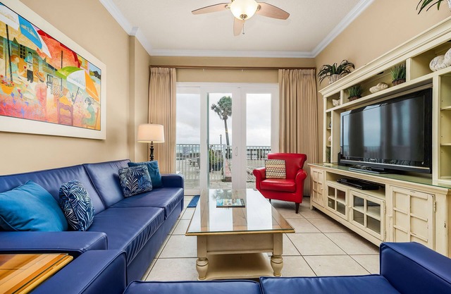 Inn at Crystal Beach 110B by Salt Water Vacations