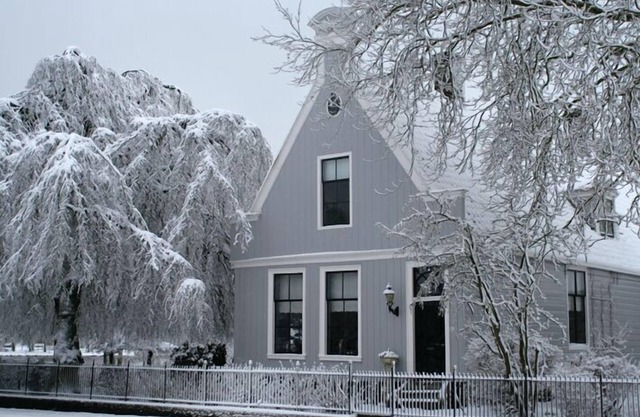 Inn on the Lake