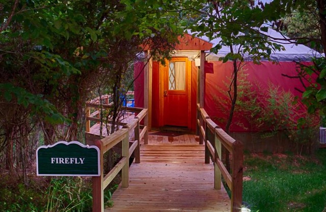 Inn & Spa at Cedar Falls Firefly Yurt