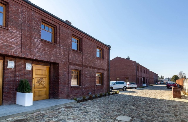 International Poznan Trades MTP Airport Ławica Motorbike Racing Apartment 125m²