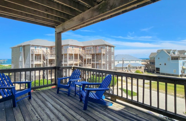 Inviting Condo w/Shared Outdoor Pool, Central A/C, Free WiFi, and Ocean View