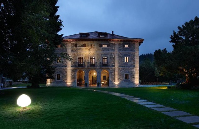 Iriarte Jauregia Hotel