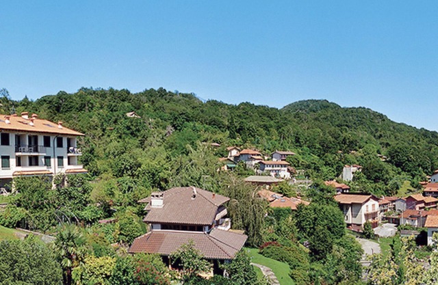 Isolino (FON104) by Interhome