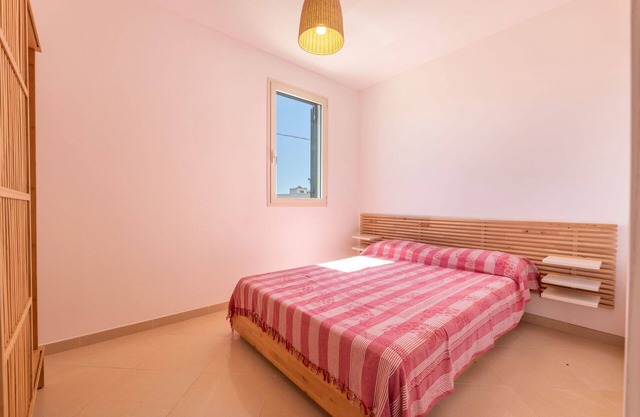 Lovely apartment for 5 guests with A/C, TV, patio and panoramic view, close to Gallipoli