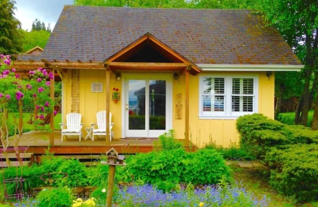 It's Another Beautiful Day At The Creamery in Langley, On Whidbey Island