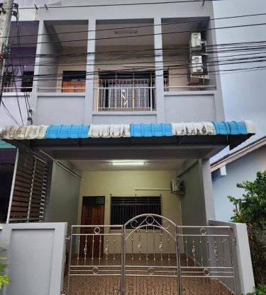 Jaaoo Homestay Betong - 4 Bedroom House