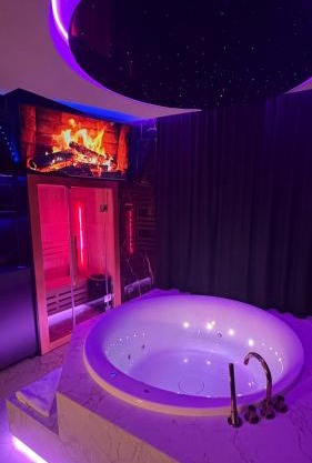 Jacuzzi Glass-House Rakowicka 20 Central Station