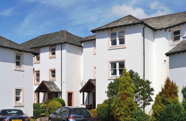 James' Retreat (was12 Elm Court)