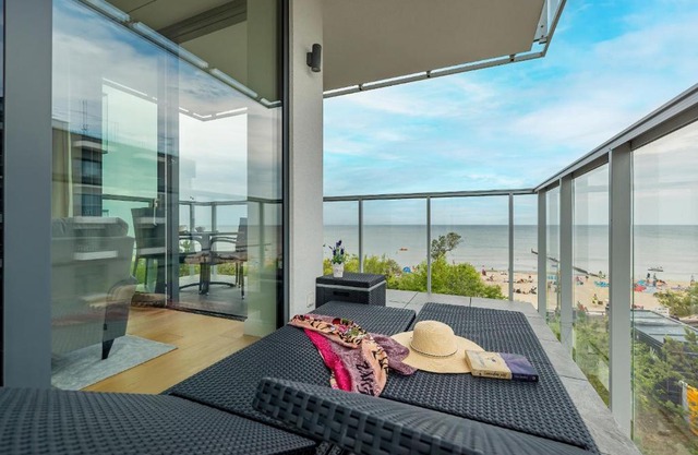 Jantaris Luxury Apartment by the Sea Mielno by Renters Prestige
