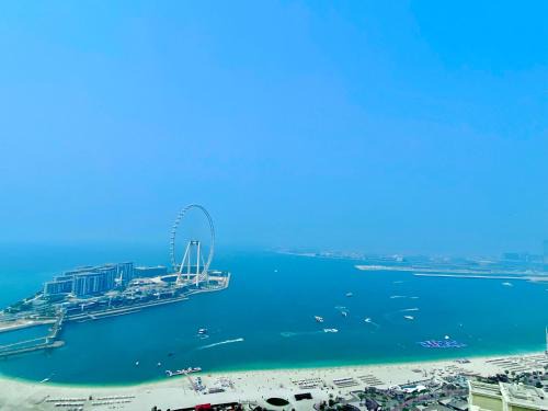 JBR Beach - Panoramic Sea View 2BR Apartment