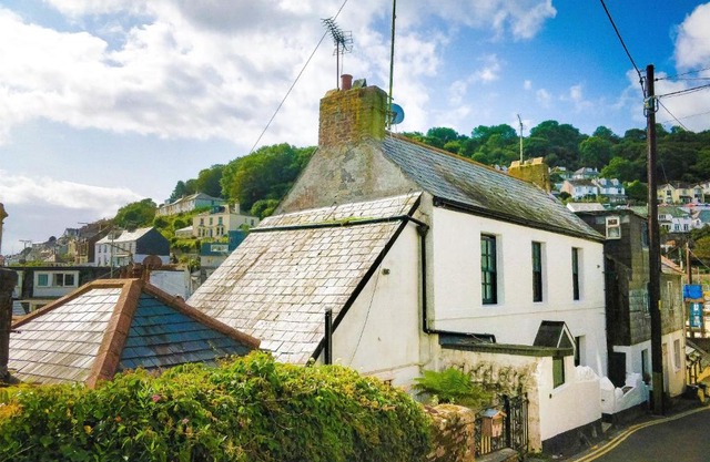 Jessamine: Restored fisherman's cottage close to Looe's harbour