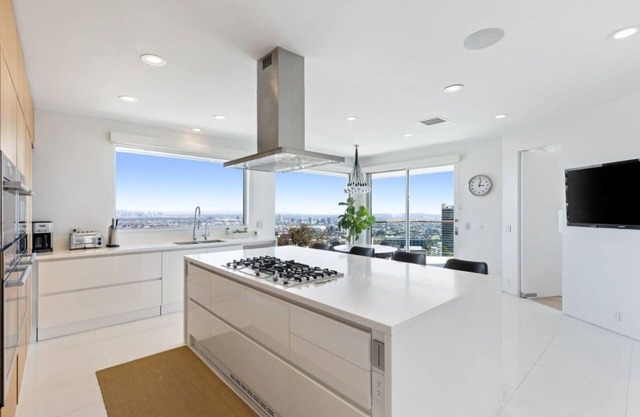 Jetliner by Stay Awhile Villas