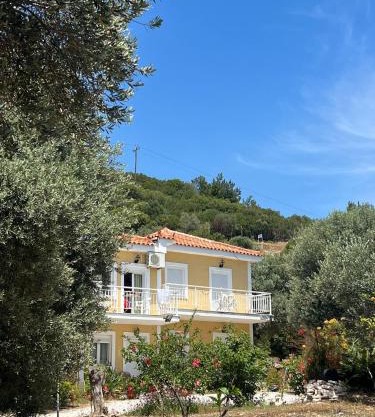 Jimmy Anna Beachfront Apartments Naturist Private Beach