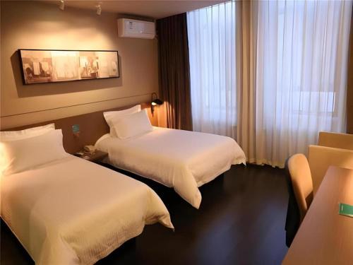 Jinjiang Inn Select Harbin Zhongyang Street Pedestrian Street Airport Bus Station