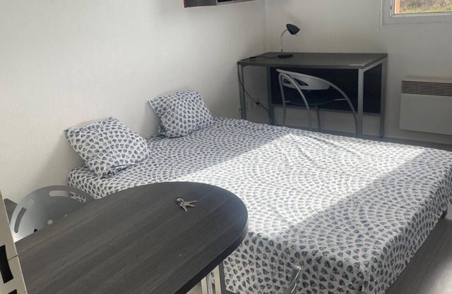 Joli Appartement Dans Belle Résidence sur Aix-en-provence