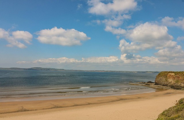 JOSIE'S HOUSE, family friendly in Fethard-On-Sea, County Wexford