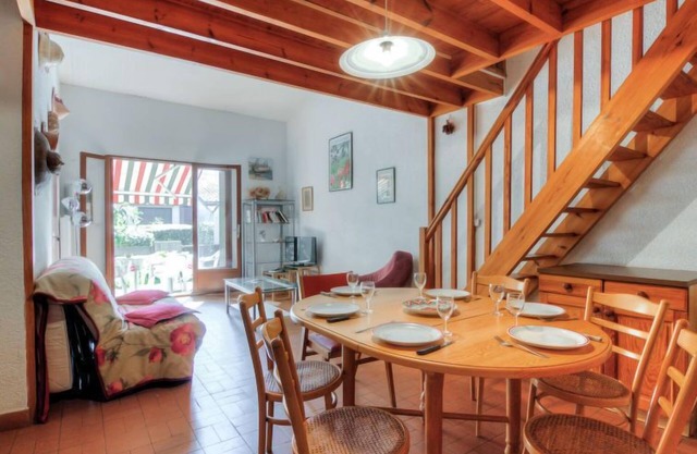 Juncades by Interhome