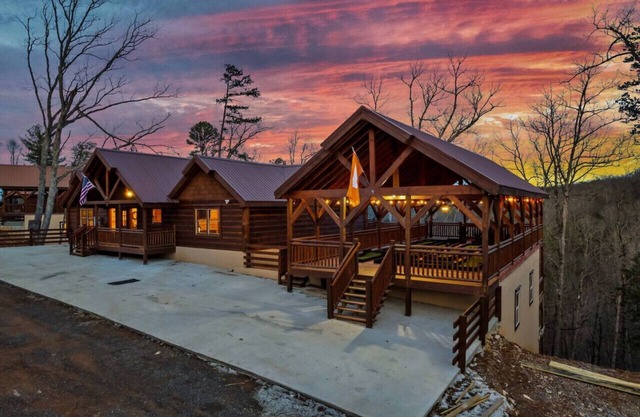 Juniper Lodge - Smoky Coast Vacation Rentals