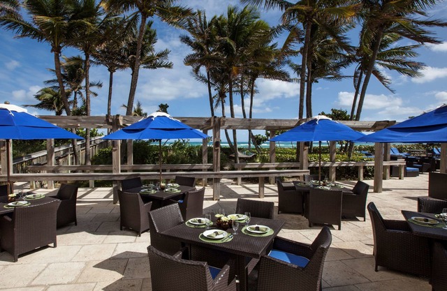 Jupiter Beach Resort & Spa