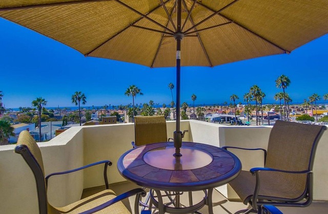 Just Blocks To The Beach W Panoramic Ocean Views, Brand New Spanish Town home