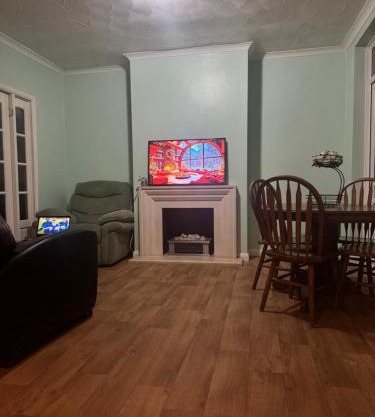 JXB HOMES - Lovely and spacious rooms