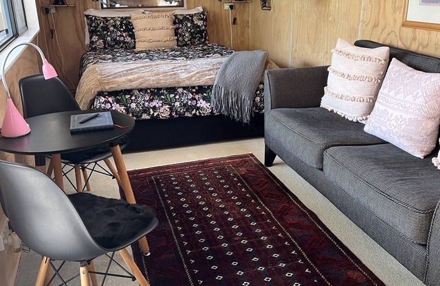 Kākā Ridge Retreat Bush Hideaway