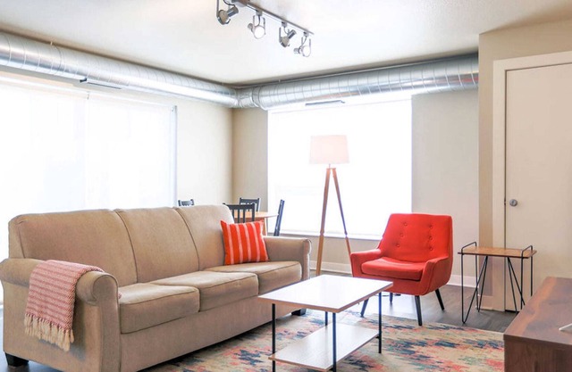Kasa | Self Check-In + Family Friendly | Minneapolis