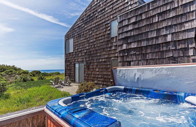 Kaye Home | Private Oceanfront, Fireplace & Hot Tub