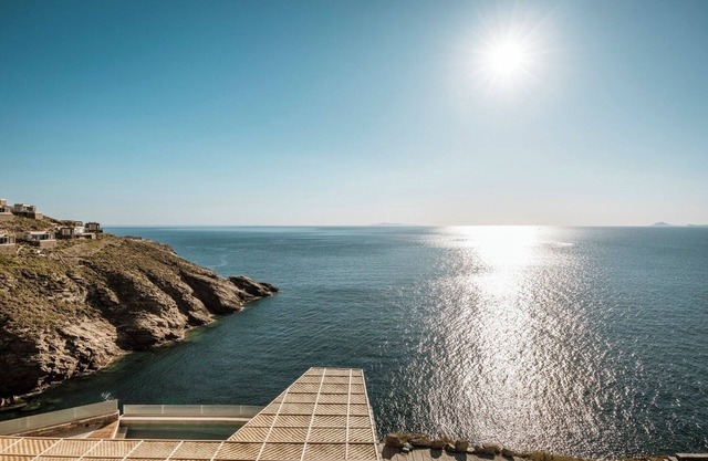 Kea On The Rocks - Villa Limestone