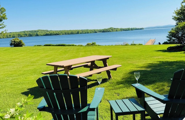 Keeler Bay Lakefront 1BR Cottage - Otter Creek -