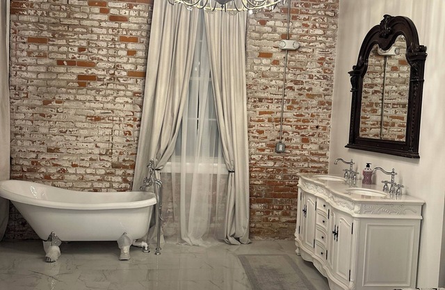 Keeping It Small Town~ Charming restored studio Historic District of Plaquemine