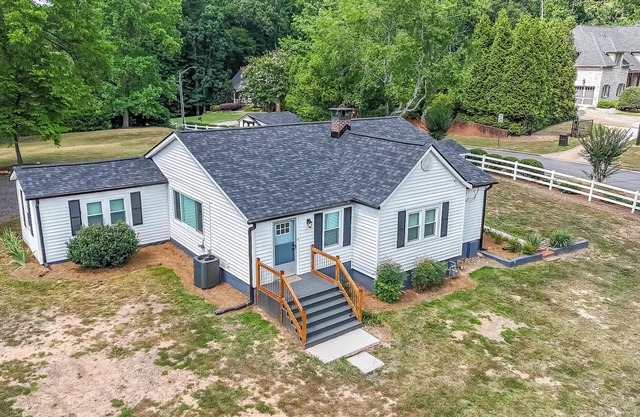 Kennesaw Cottage – Quiet Retreat