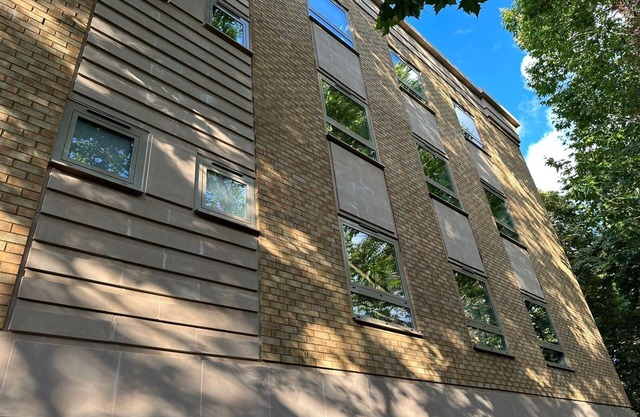 Kensington House by Solitaire Suites