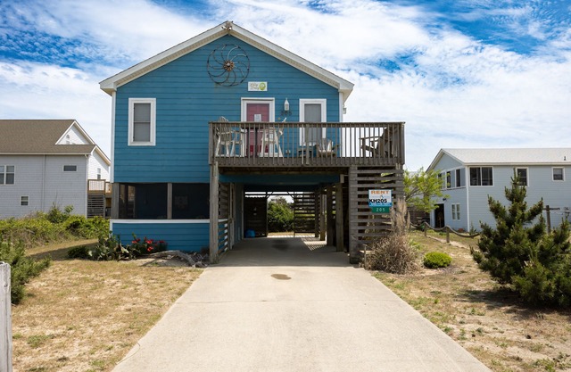 KH205- Oceanside Cottage w/Direct Beach Access & Great Views- Pet Friendly!