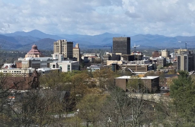 King en suites. Walk to Town center. Porches with city & mountain views.