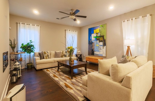 KingRoom in a house at Lithonia