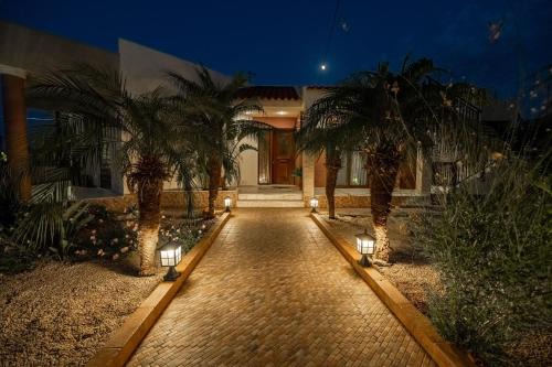 Kira's Lovely Villa Massari